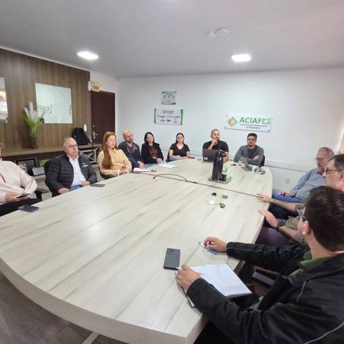 Reunião Técnica aproxima Núcleo do Setor Imobiliário da Aciaf ao Município e apresenta Sistema de Acesso Imobiliário